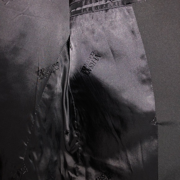 Versace - Picture 4 of 8